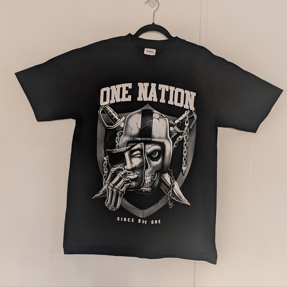 SHAKA  WEAR One Nation RAIDERS Vintage One Nation Black Graphic Tee NWOT